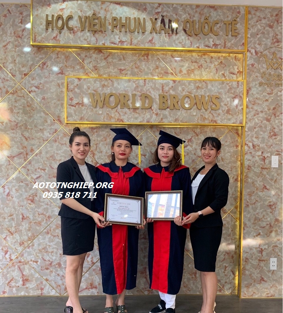 thuê áo tốt nghiệp tại tam kỳ